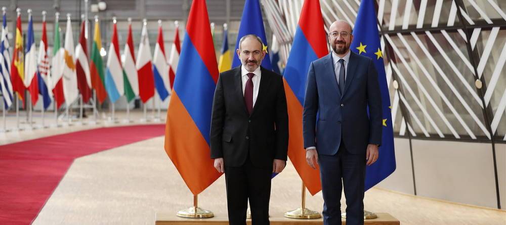 ЕС начинает грязную антироссийскую игру на Кавказе