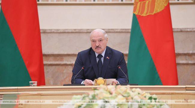 «Что же вы, как нацисты, их выталкиваете?» — Лукашенко о судьбе мигрантов в Литве