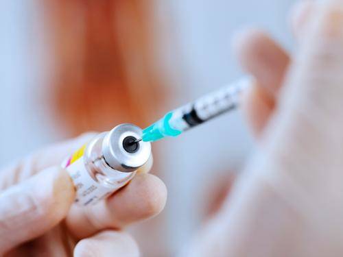 В Москве начались клинические испытания вакцины для детей