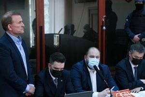 Более половины украинцев уверены, что суд по делу Медведчука – попытка властей отвлечь внимание от реальных проблем