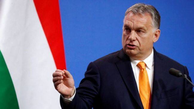 Власти Венгрии проведут референдум по поводу запрета ЛГБТ-пропаганды среди детей