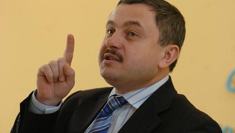 Экс-губернатору Новгородской области Прусаку простили долг на 6,4 млрд