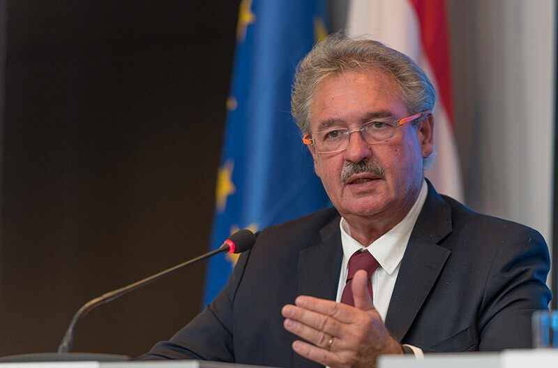 МИД Люксембурга предложил исключить Венгрию из ЕС