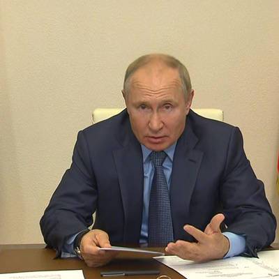 Путин призвал убеждать, а не принуждать россиян вакцинироваться от коронавируса