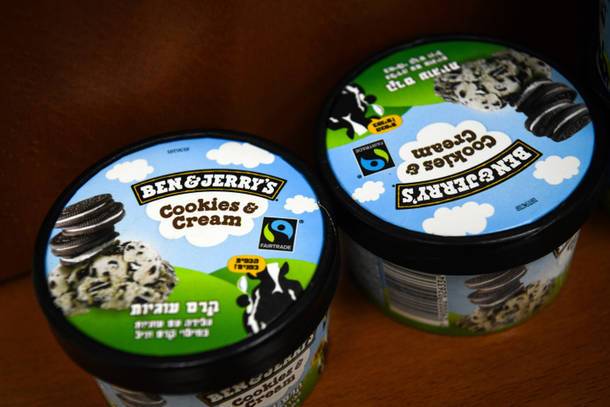 Продолжается скандал после провокации владельцев мороженого Ben & Jerry's