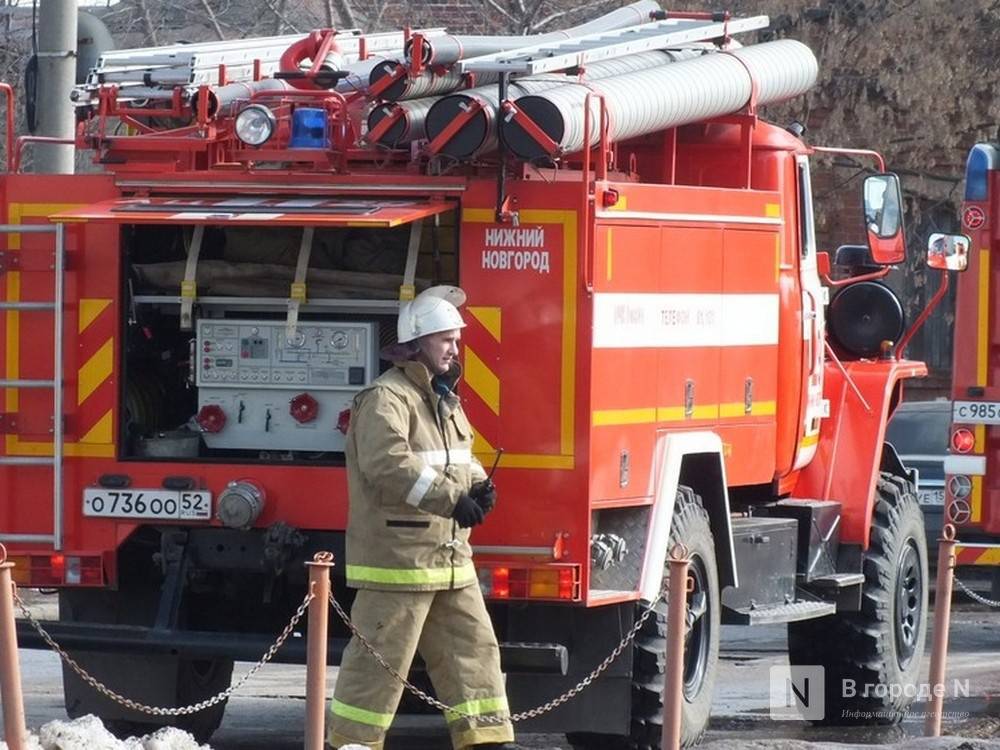 Пожар произошел в кафе на улице Ларина в Нижнем Новгороде