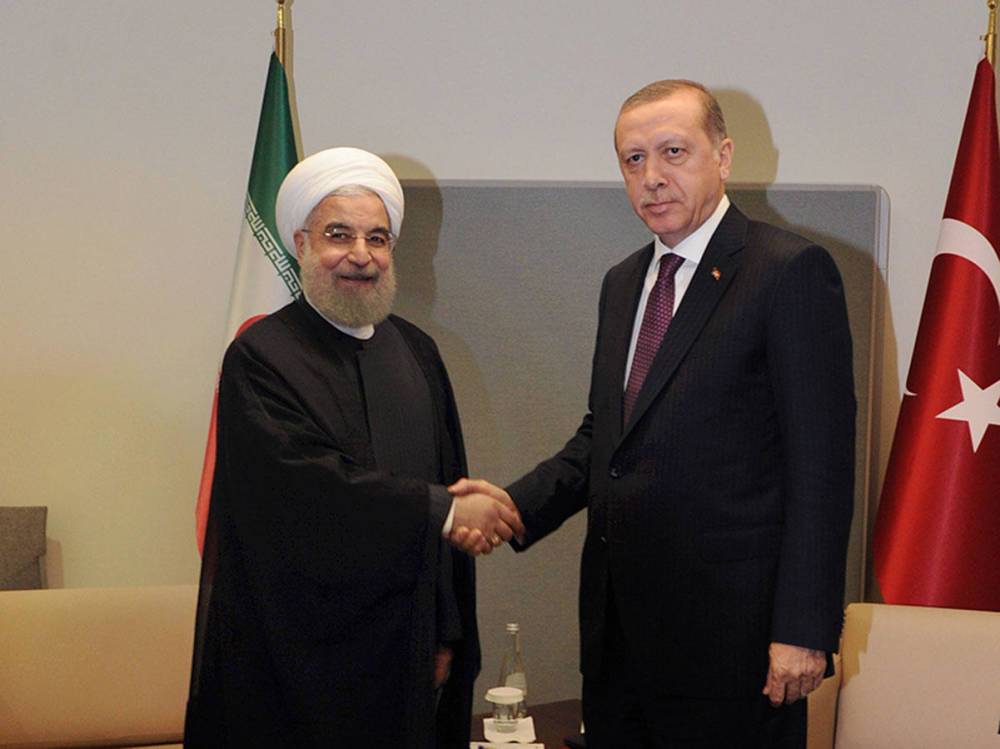 Эрдоган и Рухани обсудили двусторонние отношения