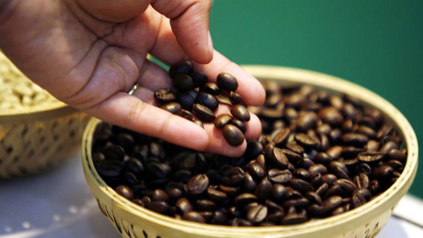 Бодрящий рост: почему мировые цены на кофе поднялись до максимума с 2015 года