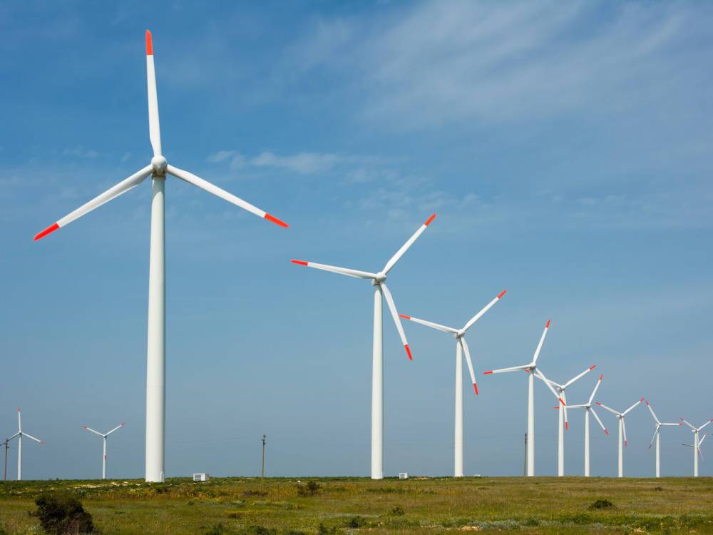 В Украинской ветроэнергетической ассоциации рассказали, что правительство не выполняет свои обязательства перед инвесторами в "зеленую" энергетику