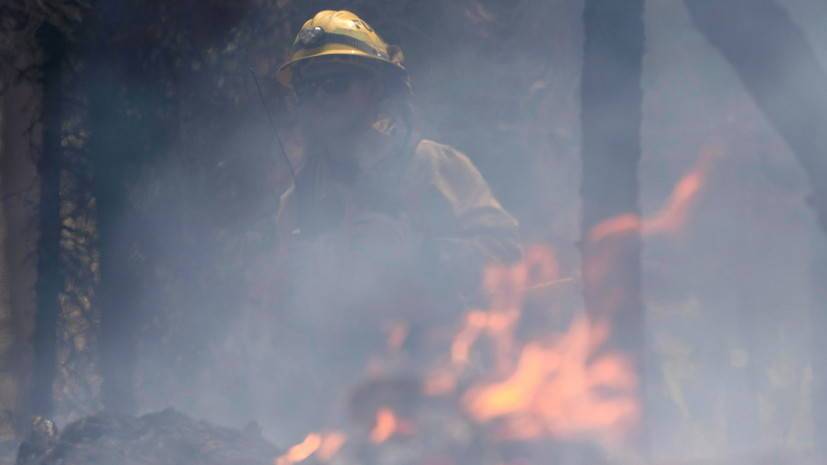 В США пытаются ликвидировать более 80 лесных пожаров