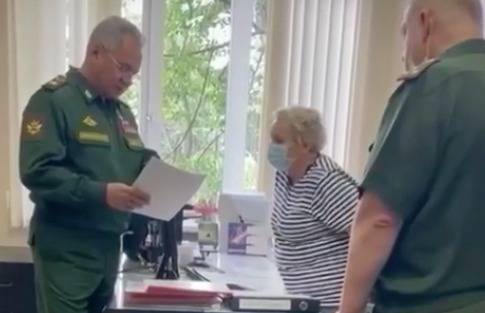 Уральский суд вызвал подполковника из Москвы на заседание по иску к Шойгу