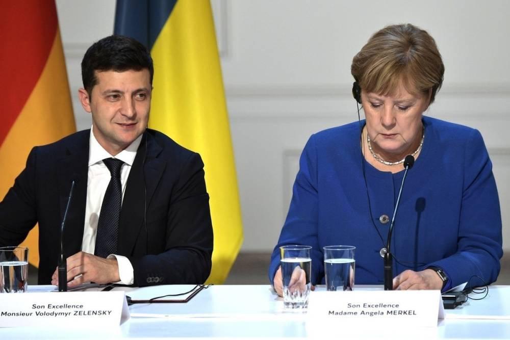 Меркель назвала хорошим для Украины соглашение по Северному потоку-2