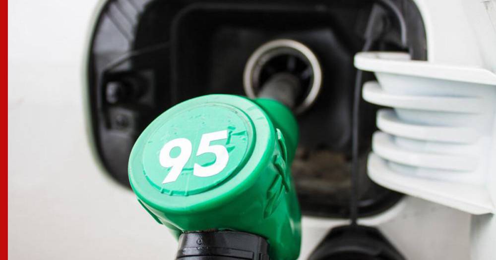 Биржевая цена бензина Аи-95 впервые превысила отметку 60 тыс. руб. за тонну