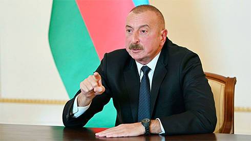 Азербайджан на границе с Арменией проложит до 700 км дорог военного назначения - президент Алиев