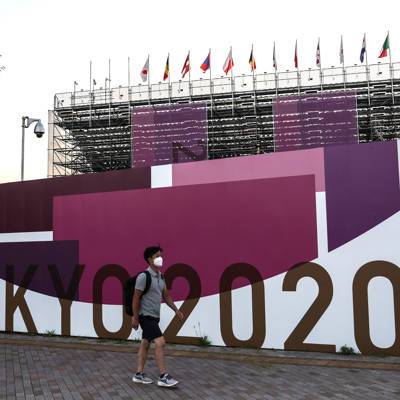 На Национальном стадионе Токио проходит церемония открытия Олимпиады