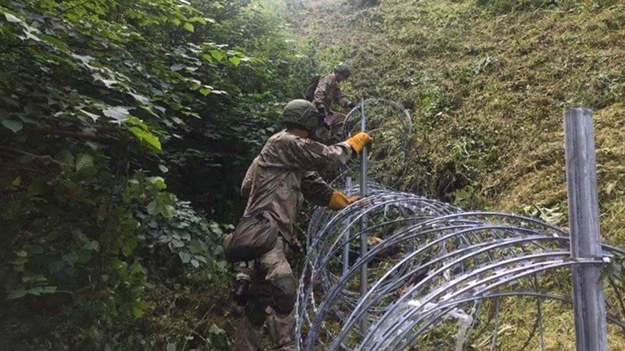 В Литве заявили о нехватке проволоки на строительство заграждения с Белоруссией