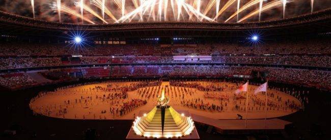 Олимпийские игры-2020 начались: в Токио зажгли олимпийский огонь