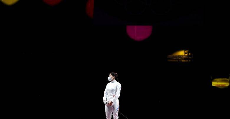 Фехтовальщица Муртазаева проиграла в полуфинале Олимпиады в Токио