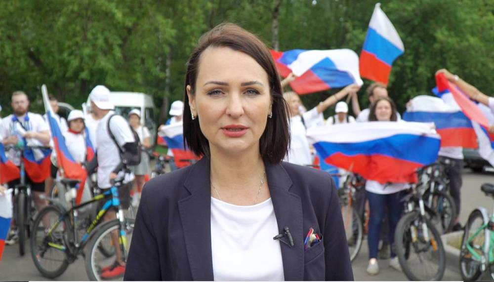 В Вешняках подняли флаги в поддержку российских олимпийцев