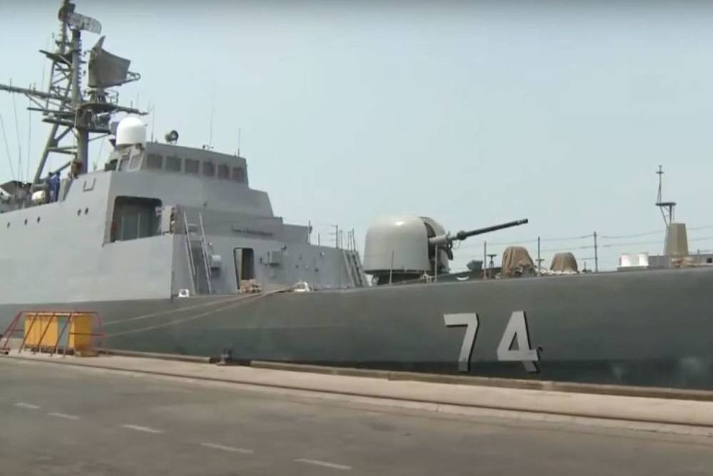 Эстония обвинила иранский эсминец в нарушении границы республики