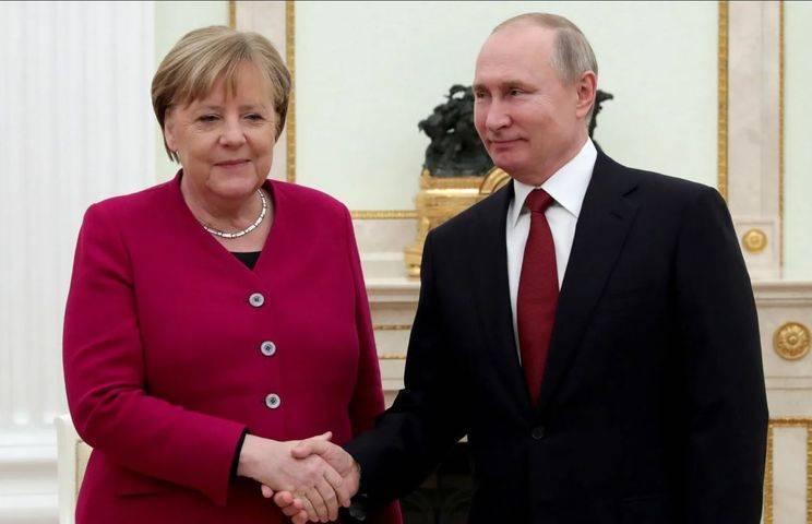 Неужели Меркель сдала Украину Путину - ответ