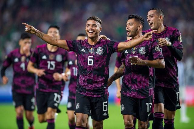 Кубок КОНКАКАФ: Мексика и Катар выходят в полуфинал