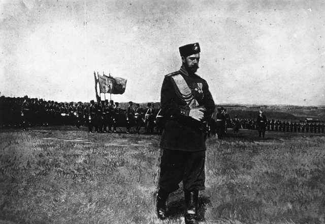 Царь Николай II сухим законом развалил Российскую империю — Time