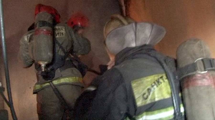 Пожар произошел в жилом доме в центре Санкт-Петербурга