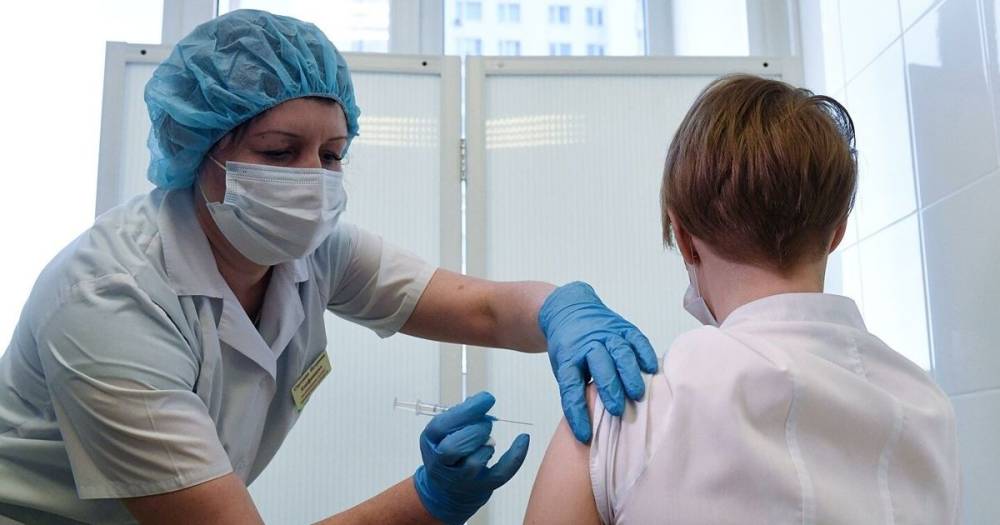 "Льготы" для привитых и смешивание вакцин: в МОЗ анонсировали новшества