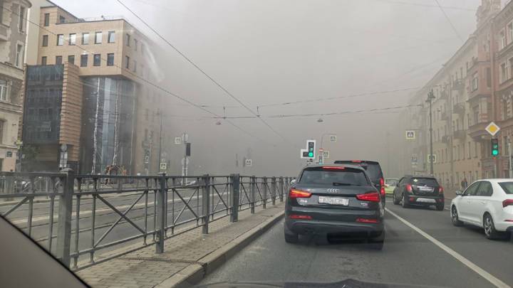 Пожар на Лиговском проспекте в Петербурге потушен