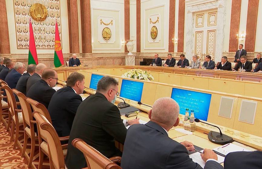 Приезд послов в Минск: какие задачи поставил перед ними Лукашенко, а также о миссии дипломатов в современных условиях