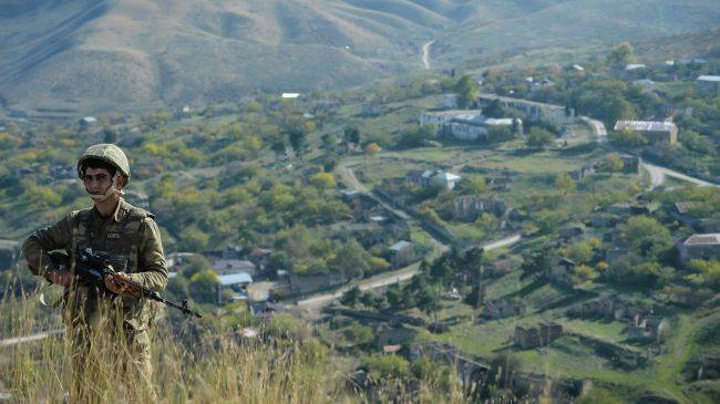 Минобороны Азербайджана сообщило о перестрелках на границе с Арменией