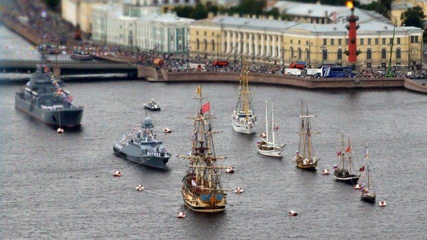 Мощь и сила! Каким был Главный военно-морской парад в честь дня ВМФ России