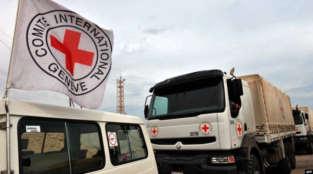 Красный Крест отправил на Донбасс продукты и стройматериалы