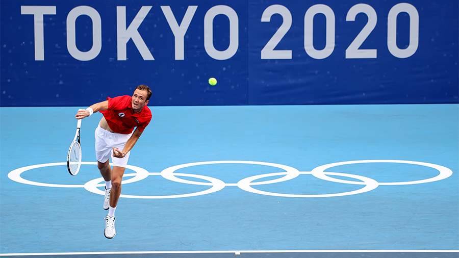 Теннисист Медведев вышел в третий круг Олимпиады в Токио