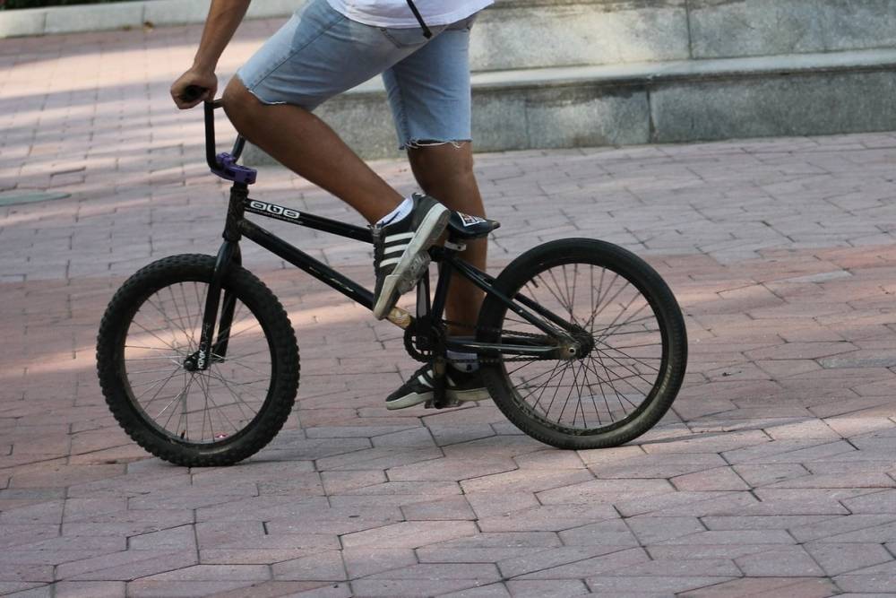 В Йошкар-Оле «Лада Гранта» сбила подростка на велосипеде