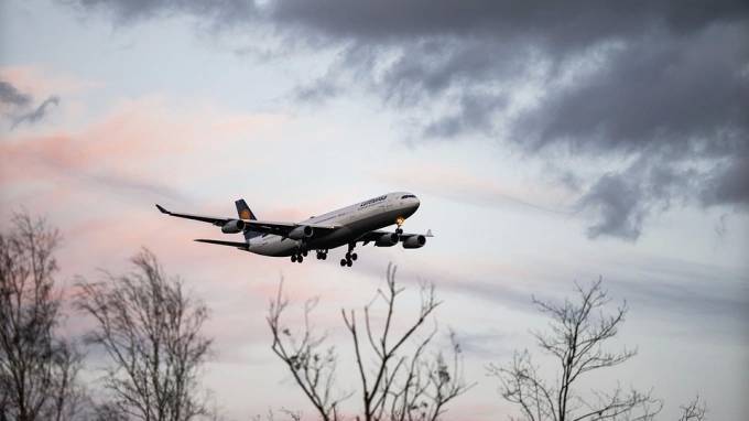 Самолет Минск - Анталья подал сигнал бедствия над Белгородской областью