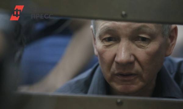 Осужденного экс-вице-мэра Екатеринбурга видели в элитной стоматологии