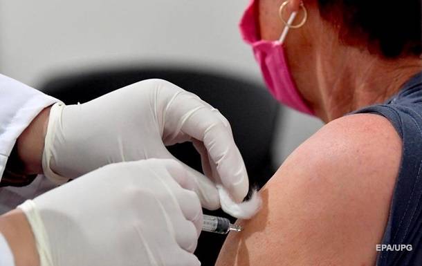 В Италии COVID-вакцинировали более 50% населения