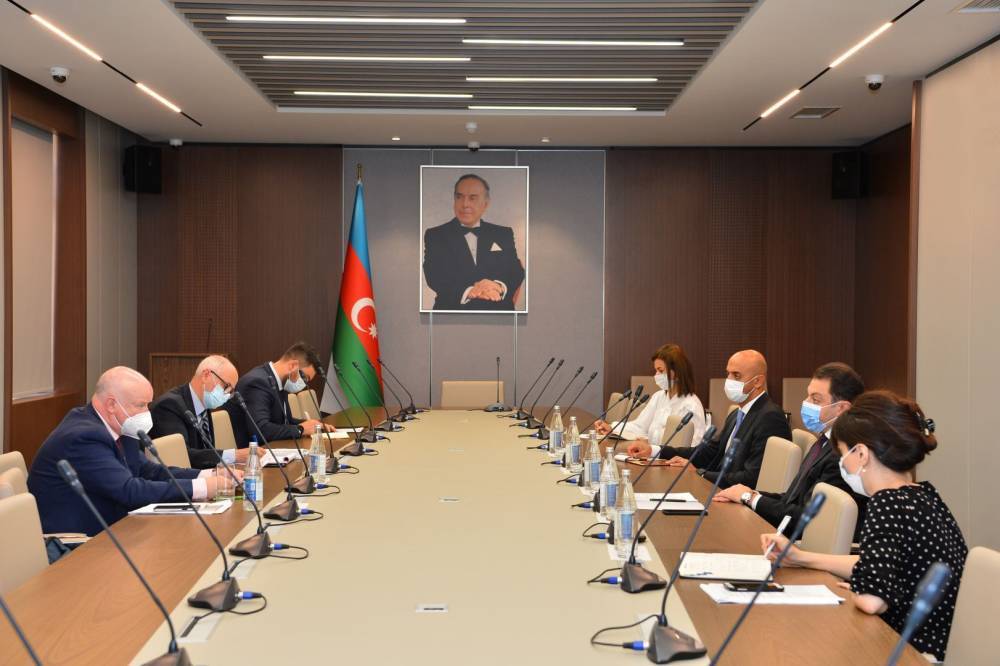 В МИД Азербайджана прошла встреча с членом комитета ПАСЕ Полом Гаваном
