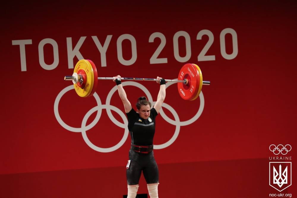 Олимпиада-2020: Украинская тяжелоатлетка Камила Конотоп остановилась в шаге от медали