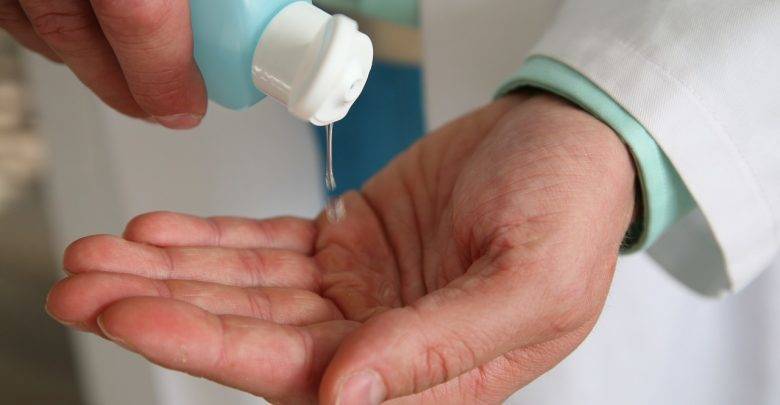 В России с 1 августа стартует эксперимент по маркировке антисептиков