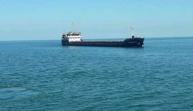 Моряк из Одессы умер на судне у берегов Египта