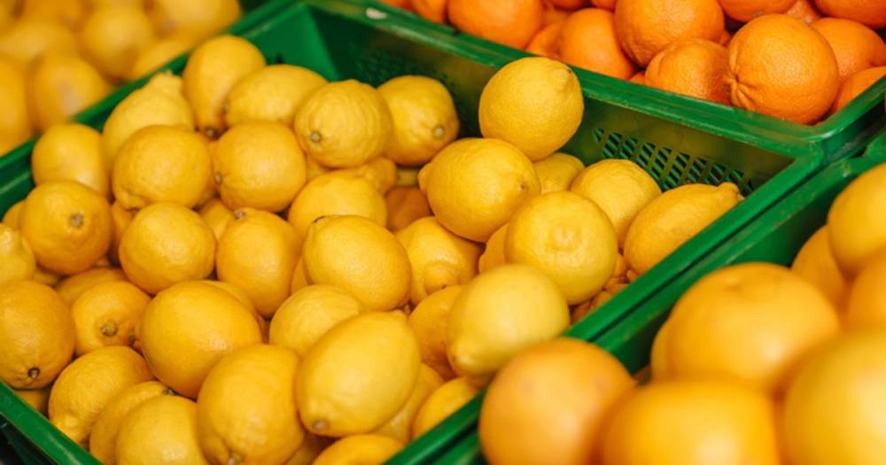 В России рекордно подешевели лимоны
