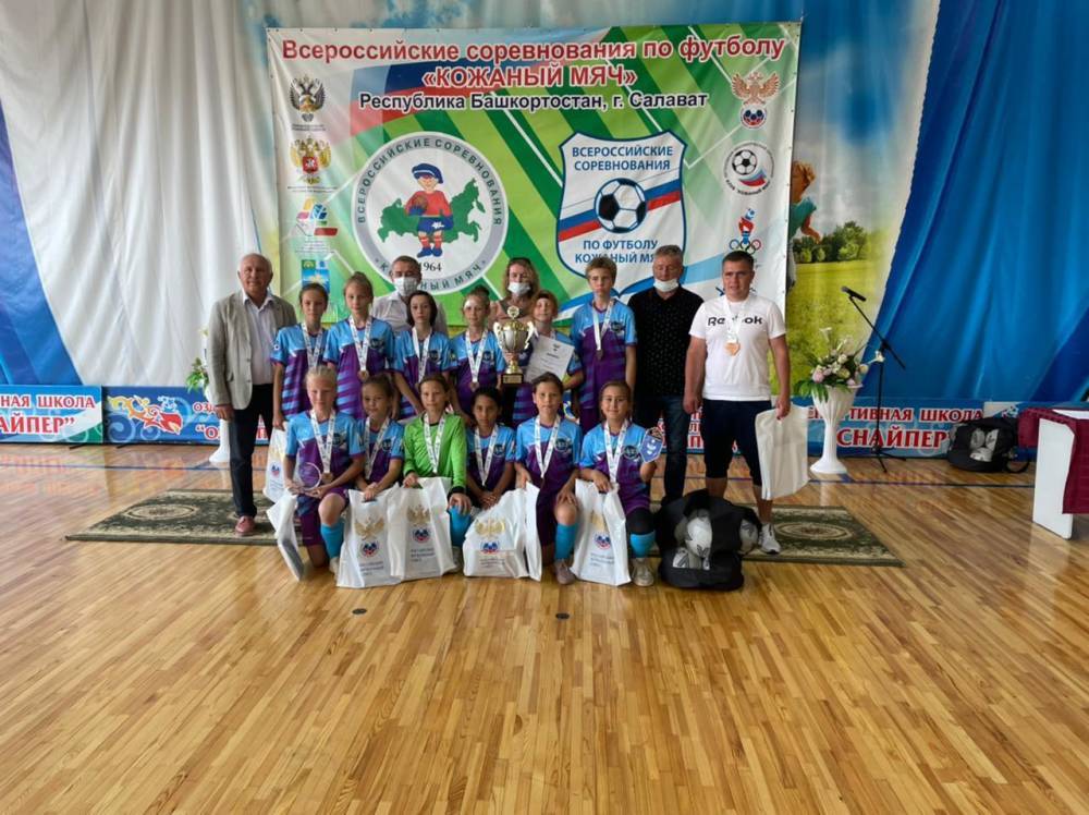 Школьники Южно-Сахалинска заняли третье место на всероссийских соревнованиях по мини-футболу