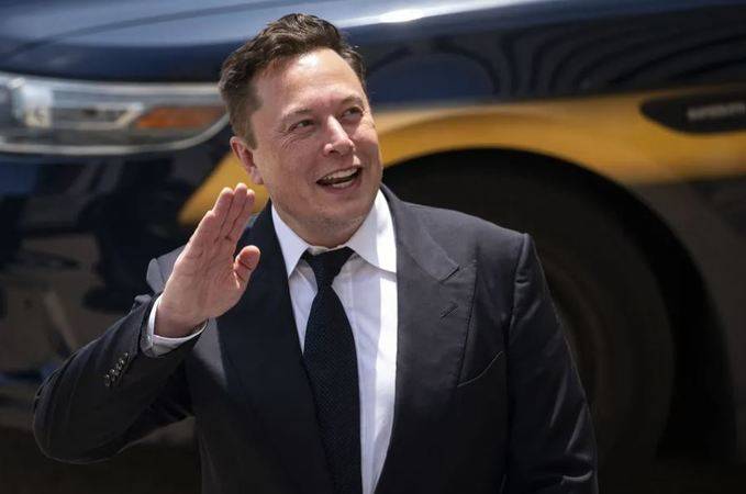 Tesla Илона Маска впервые заработала более $1 миллиарда чистой прибыли за квартал