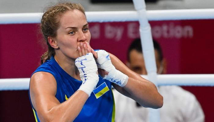 Лысенко вышла в 1/4 финала женского турнира по боксу на Олимпиаде в категории до 69 кг