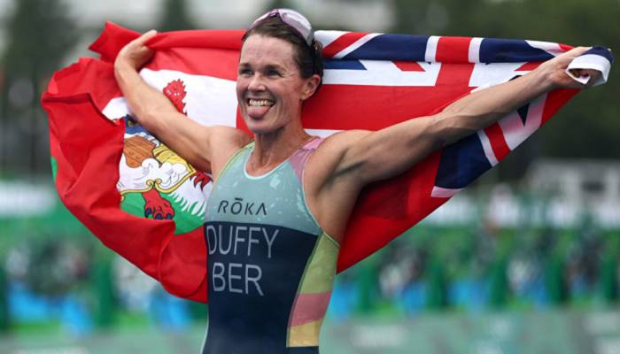 Даффи из Бермудских островов выиграла женские соревнования по триатлону на Олимпиаде