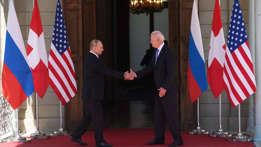 Песков оценил выполнение договоренностей Путина и Байдена после саммита