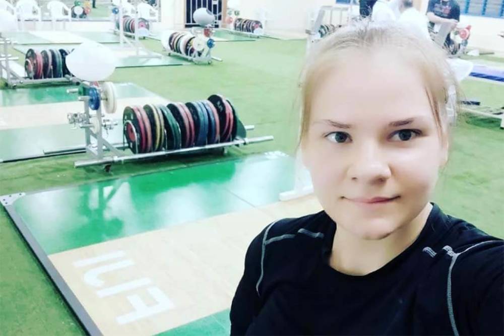 Тяжелоатлетка Полина Гурьева принесла Туркменистану первую для страны олимпийскую медаль